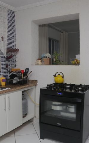 Casa à venda com 108m², 4 quartos e 3 vagas Casa à venda com 108m², 4 quartos e 3 vagasCozinha