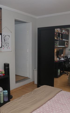 Casa à venda com 108m², 4 quartos e 3 vagas Casa à venda com 108m², 4 quartos e 3 vagasQuarto 2