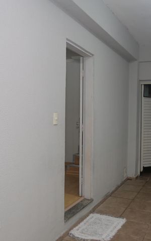 Casa à venda com 108m², 4 quartos e 3 vagas Casa à venda com 108m², 4 quartos e 3 vagasQuintal