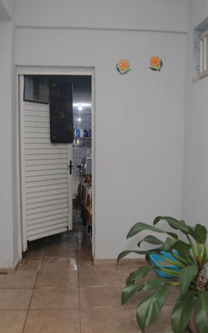 Casa à venda com 108m², 4 quartos e 3 vagas Casa à venda com 108m², 4 quartos e 3 vagasQuintal