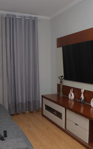 Casa à venda com 108m², 4 quartos e 3 vagas Casa à venda com 108m², 4 quartos e 3 vagasSala