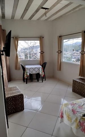 Casa para alugar com 37m², 2 quartos e sem vaga Casa para alugar com 37m², 2 quartos e sem vagaSala