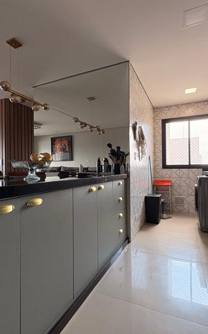 Apartamento à venda com 84m², 2 quartos e 2 vagas Apartamento à venda com 84m², 2 quartos e 2 vagasCozinha