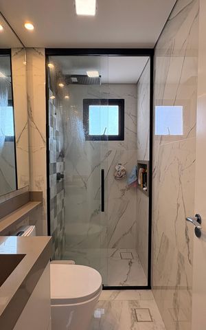 Apartamento à venda com 84m², 2 quartos e 2 vagas Apartamento à venda com 84m², 2 quartos e 2 vagasBanheiro da Suíte
