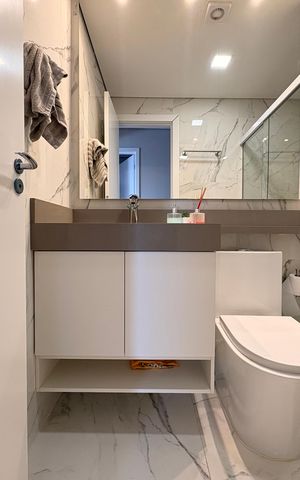 Apartamento à venda com 84m², 2 quartos e 2 vagas Apartamento à venda com 84m², 2 quartos e 2 vagasBanheiro