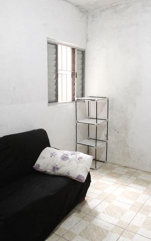 Casa à venda com 50m², 1 quarto e sem vaga Casa à venda com 50m², 1 quarto e sem vagaQuarto