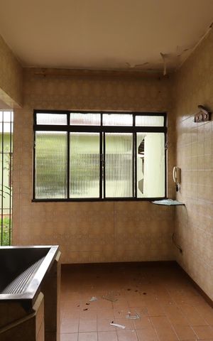 Casa à venda com 148m², 3 quartos e 6 vagasÁrea de Serviço