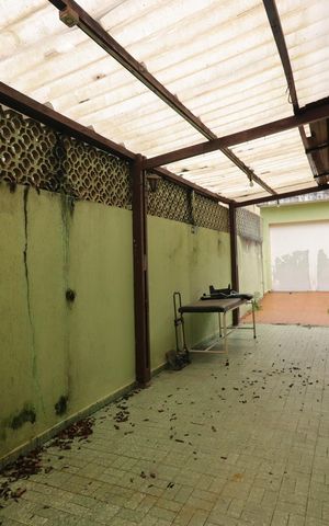 Casa à venda com 148m², 3 quartos e 6 vagasGaragem