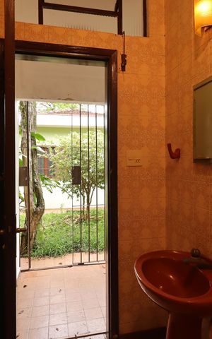 Casa à venda com 148m², 3 quartos e 6 vagasBanheiro de Serviço