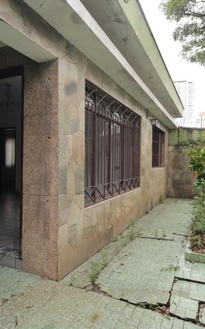 Casa à venda com 148m², 3 quartos e 6 vagasGaragem