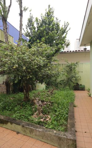 Casa à venda com 148m², 3 quartos e 6 vagasJardim