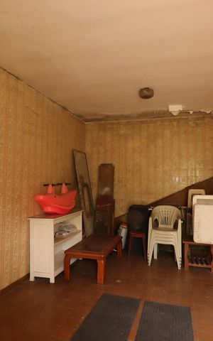 Casa à venda com 148m², 3 quartos e 6 vagasDepósito