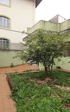 Casa à venda com 148m², 3 quartos e 6 vagasJardim