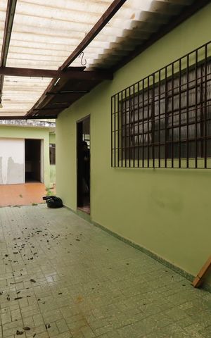 Casa à venda com 148m², 3 quartos e 6 vagasGaragem