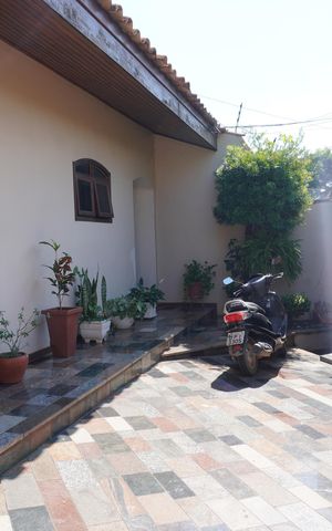 Casa à venda com 360m², 3 quartos e 3 vagasGaragem