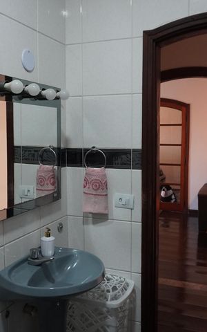 Casa à venda com 360m², 3 quartos e 3 vagasBanheiro da Suíte 2