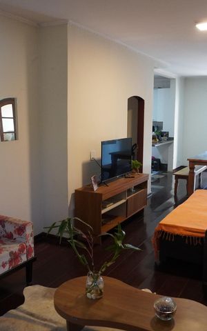 Casa à venda com 360m², 3 quartos e 3 vagasSala