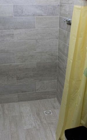 Studio para alugar com 27m², 1 quarto e sem vaga Studio para alugar com 27m², 1 quarto e sem vagaBanheiro