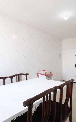 Apartamento para alugar com 68m², 2 quartos e 1 vagaSala