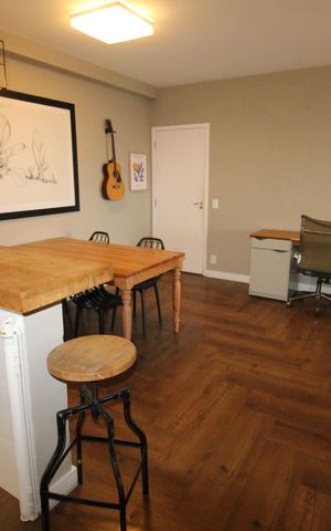 Apartamento para alugar com 76m², 2 quartos e 2 vagasSala