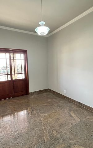 Casa para alugar com 575m², 5 quartos e 5 vagasQuarto 1