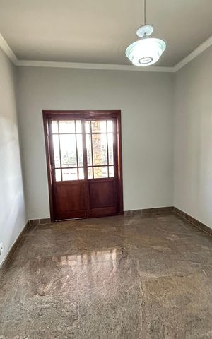 Casa para alugar com 575m², 5 quartos e 5 vagasQuarto 1