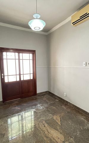 Casa para alugar com 575m², 5 quartos e 5 vagasQuarto 2