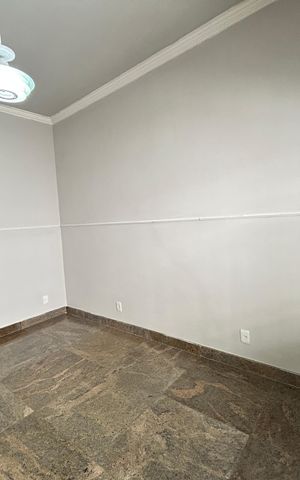 Casa para alugar com 575m², 5 quartos e 5 vagasQuarto 2