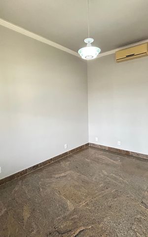 Casa para alugar com 575m², 5 quartos e 5 vagasQuarto 1