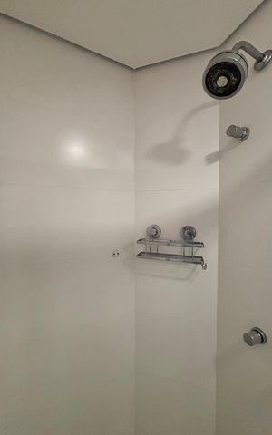 Apartamento à venda com 65m², 2 quartos e 1 vaga Apartamento à venda com 65m², 2 quartos e 1 vagaBanheiro da Suíte
