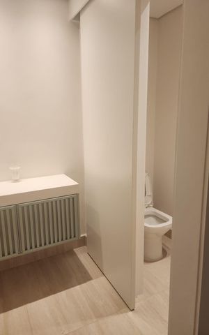 Apartamento à venda com 333m², 3 quartos e 4 vagas Apartamento à venda com 333m², 3 quartos e 4 vagasBanheiro 6