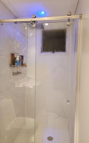 Apartamento à venda com 333m², 3 quartos e 4 vagas Apartamento à venda com 333m², 3 quartos e 4 vagasBanheiro 2