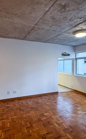 Apartamento à venda com 100m², 2 quartos e 1 vaga