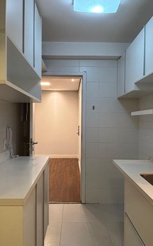 Apartamento à venda com 63m², 2 quartos e 1 vaga Apartamento à venda com 63m², 2 quartos e 1 vagaCozinha