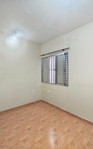 Casa para alugar com 85m², 2 quartos e 1 vaga Casa para alugar com 85m², 2 quartos e 1 vagaQuarto