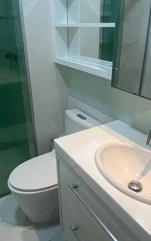 Apartamento à venda com 65m², 2 quartos e 1 vaga Apartamento à venda com 65m², 2 quartos e 1 vagaBanheiro 1