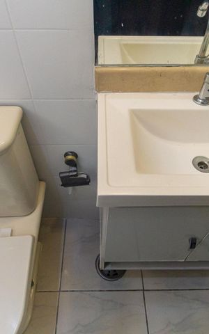Apartamento para alugar com 74m², 3 quartos e 1 vaga Apartamento para alugar com 74m², 3 quartos e 1 vagaBanheiro