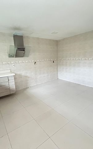 Casa para alugar com 300m², 3 quartos e 2 vagasCozinha