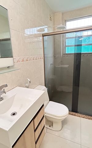 Casa para alugar com 300m², 3 quartos e 2 vagasBanheiro 1