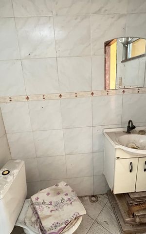 Casa para alugar com 300m², 3 quartos e 2 vagasBanheiro 3
