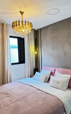 Casa para alugar com 124m², 3 quartos e 2 vagasSuite