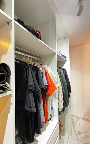 Casa para alugar com 124m², 3 quartos e 2 vagasSuite Closet