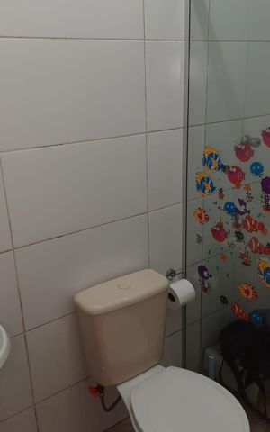 Casa à venda com 147m², 3 quartos e 3 vagas Casa à venda com 147m², 3 quartos e 3 vagasBanheiro da suíte 2