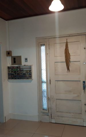 Casa à venda com 147m², 3 quartos e 3 vagas Casa à venda com 147m², 3 quartos e 3 vagasSala/Cozinha