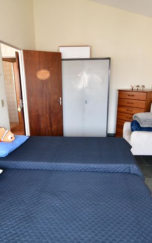 Casa à venda com 265m², 5 quartos e 10 vagasQuarto - Edícula