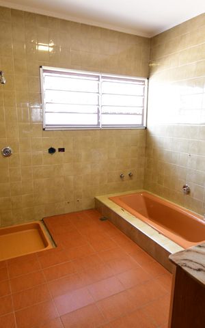 Casa à venda com 265m², 5 quartos e 10 vagasBanheiro Social