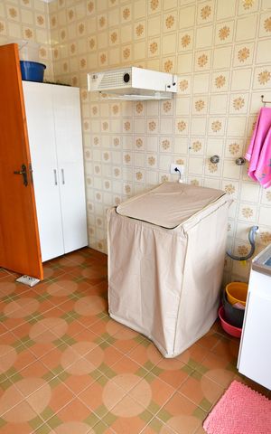 Casa à venda com 265m², 5 quartos e 10 vagasÁrea de Serviço