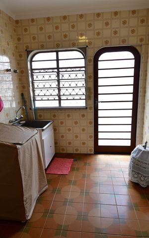 Casa à venda com 265m², 5 quartos e 10 vagasÁrea de Serviço