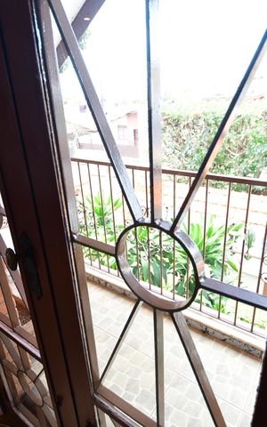 Casa à venda com 265m², 5 quartos e 10 vagasSala de TV - Sacada