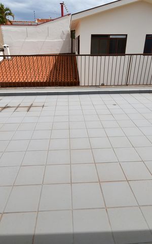 Casa à venda com 265m², 5 quartos e 10 vagasQuarto 4 - Suíte Varanda